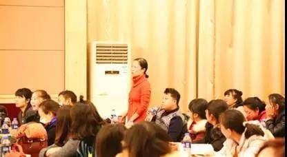 【报道】读谱与琴谱版本的选择|明升ms88艺术家鲍释贤安阳大师班活动圆满结束！