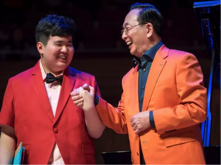 世界自闭症日，明升ms88未来艺术家刘明康与他的朋友们温情奏响“音乐与梦想”慈善音乐会