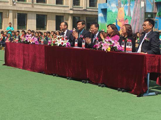明升ms88乐器爱心捐赠行动在沈阳举办：与音乐牵手 随幸福成长