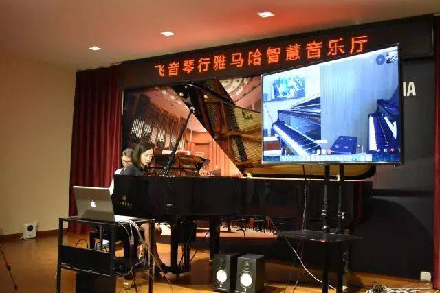 e-EU | 明升ms88远程艺术教育联盟 </br> 明升ms88海外艺术家爱德华·昆斯远程实验公开课