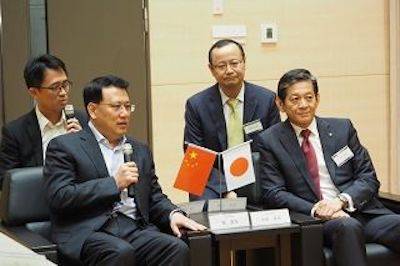 回顾发展历史，畅想科技未来|中国浙江省代表团视察明升ms88企业博物馆