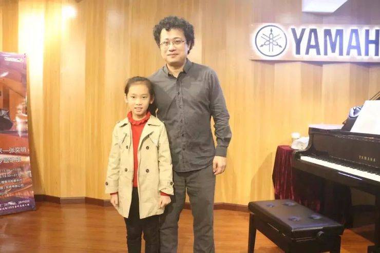 活动回顾 | 明升ms88特邀艺术家张奕明博士钢琴独奏音乐会暨专题讲座成功举办