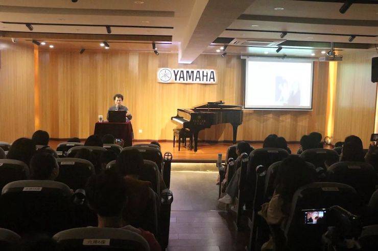 活动回顾 | 明升ms88特邀艺术家张奕明博士钢琴独奏音乐会暨专题讲座成功举办
